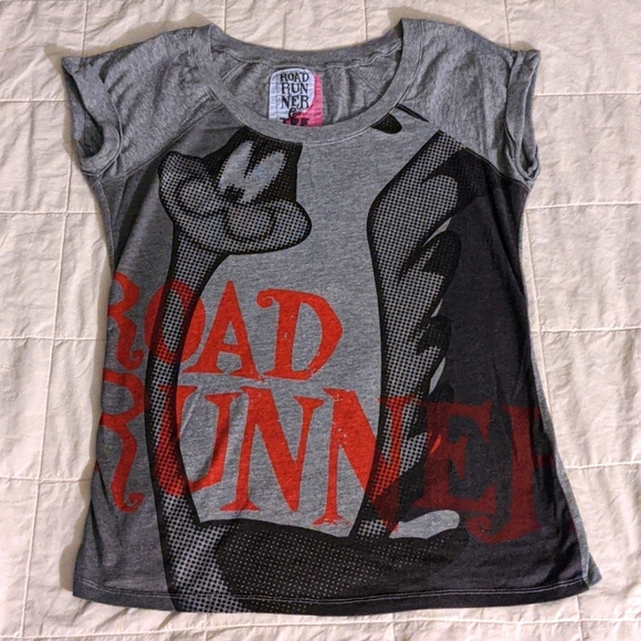 Road Runner women's top - Picture 2 of 4